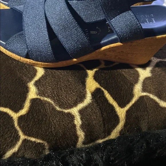 Italian Shoemakers Blue Denim Shania Wedges - Picture 11 of 11